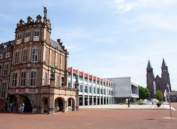 netherlands/gelderland/landmark/duivelshuis-van-maarten-van-rossum