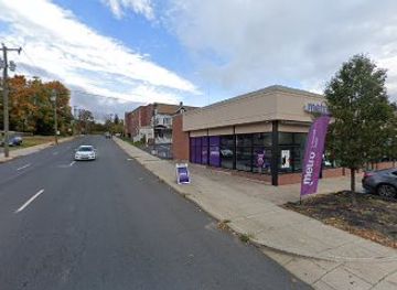 connecticut/meriden/landmark/beecher-bennett-funeral-service