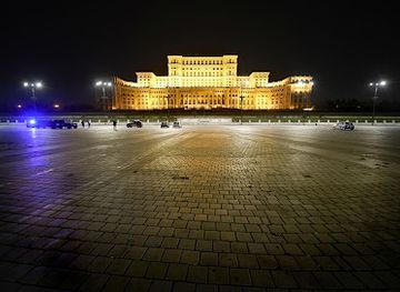 romania/bucharest/piata-victoriei/landmark/constitution-square