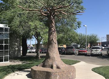 new-mexico/roswell/landmark/tree-of-knowledge