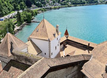 switzerland/western-switzerland/landmark/chillon-castle