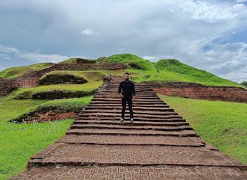 bangladesh/eastern-bengal/landmark/bharat-rajar-deul