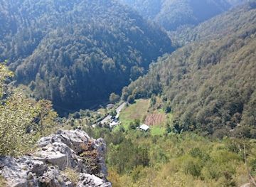 bulgaria/rhodope-mountains/landmark/uhlovitsa-cave
