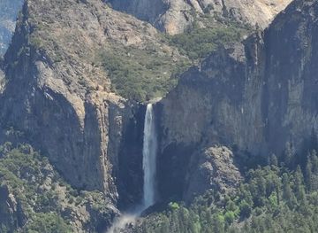 california/yosemite-village/landmark/tunnel-view