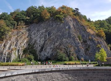 belgium/ardennes-mountains/landmark/topiary-park