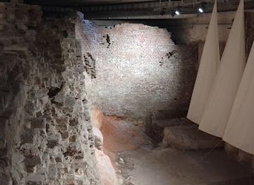 united-kingdom/liverpool/ropewalks/landmark/viewing-window-to-the-old-dock