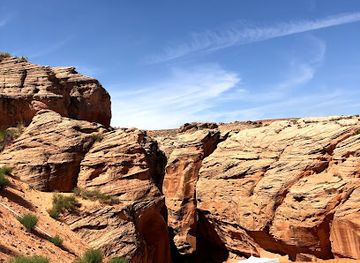 arizona/lake-powell/landmark/adventurous-antelope-canyon
