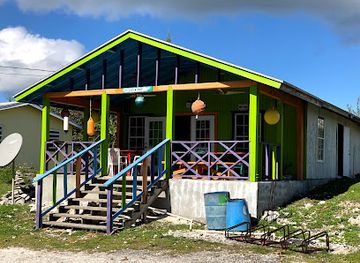 the-bahamas/cat-island/landmark/da-smoke-pot