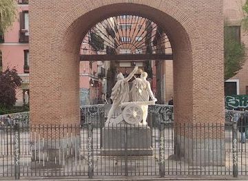 spain/madrid/landmark/pl-del-dos-de-mayo