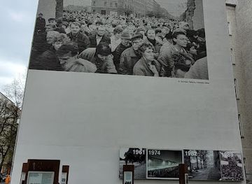 germany/pomerania/landmark/the-berlin-wall-and-its-fall-at-schwedter-strasse