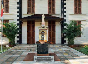 seychelles/aride-island/landmark/diamond-jubilee-fountain