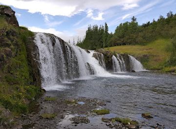 iceland/hveragerði/landmark/sundlaugin-laugaskaroi
