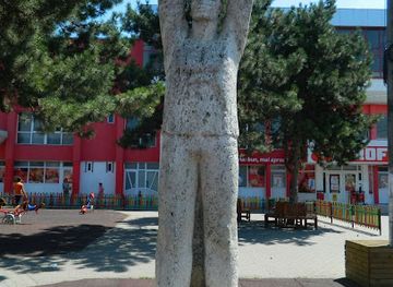 romania/mures/landmark/muncitorul