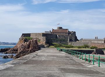 jersey/st-aubin/landmark/st-helier-hermitage