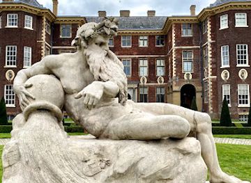 united-kingdom/surrey/landmark/ham-house-and-garden