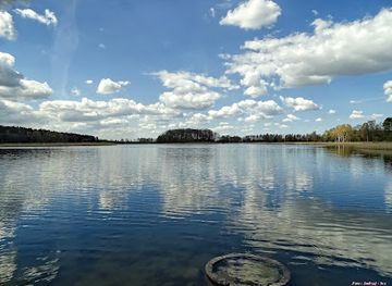 poland/masurian-lake-district/landmark/plaza-przy-ksiezycowym-dworku