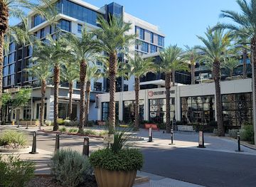 arizona/scottsdale/kierland-commons/landmark/scottsdale-quarter
