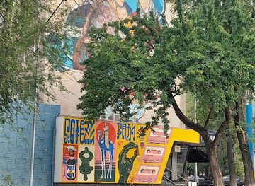 kazakhstan/central-kazakhstan/landmark/mural-posvyashchonnyy-materyam