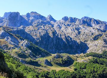 montenegro/prokletije-national-park/landmark/stanet-e-berizhdit