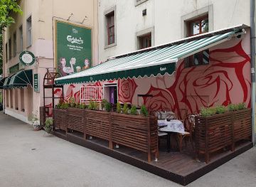 bosnia-and-herzegovina/sarajevo-surroundings/landmark/kod-dvije-domacice