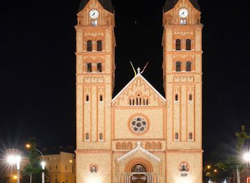 hungary/nyirseg/landmark/kossuth-ter