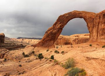 utah/book-cliffs/landmark/corona-arch