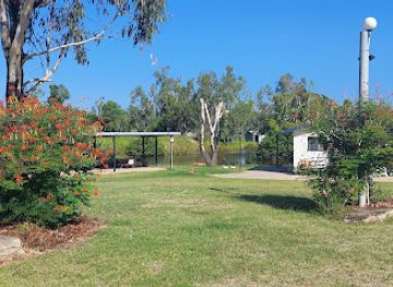 australia/central-queensland/landmark/the-big-sapphire