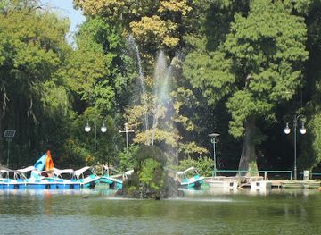 romania/bucharest/cismigiu/landmark/the-mound