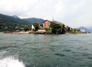 italy/lombardy/landmark/giardini-botanici-dell-isola-madre