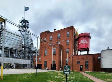 kentucky/owensboro/landmark/green-river-distilling-co-gift-shop