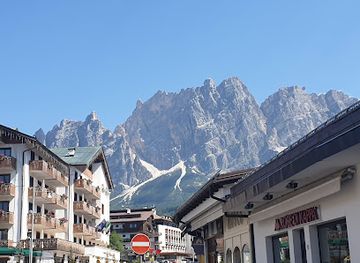 italy/cortina-d-ampezzo/landmark/ristorante-stella-polare