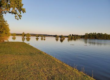 alabama/chattahoochee-river/landmark/lakepoint-state-park
