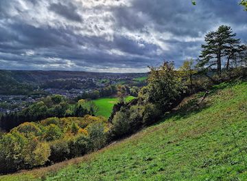 belgium/ardennes-mountains/landmark/cave-comblain