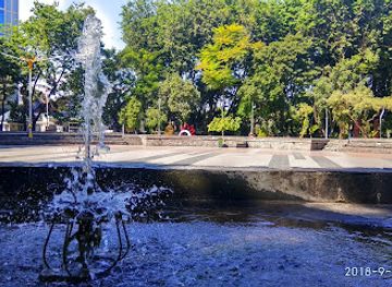 indonesia/surabaya/wonokromo/landmark/bungkul-park