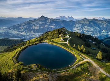 austria/kitzbuhel/landmark/kitzbuhel-tourismus