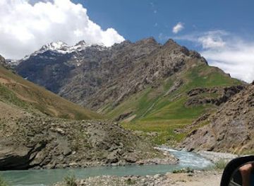 pakistan/ladakh/landmark/drass-valley