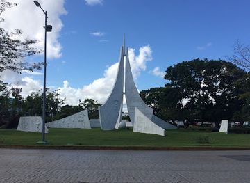 mexico/western-mexico/landmark/monumento-a-la-historia-de-mexico