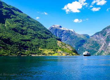 norway/geirangerfjord/landmark/promenada-geiranger-port