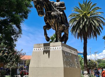 bolivia/tarija/landmark/sucre-plaza