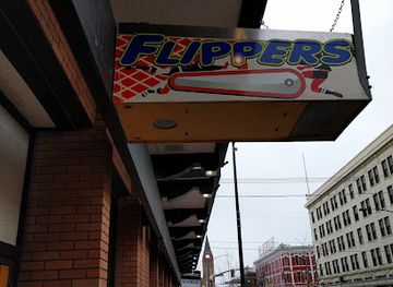 wyoming/cheyenne/landmark/flippers-family-arcade