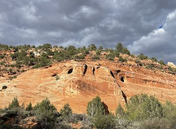 utah/mt-carmel/landmark/sand-caves