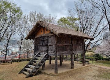 south-korea/yeongnam-region/landmark/bonghwangdong-historic-site