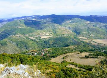 bulgaria/northwest-bulgaria/landmark/hisarlaka-fortress