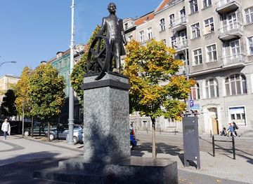 poland/poznan/landmark/monument-to-hipolit-cegielski-in-poznan