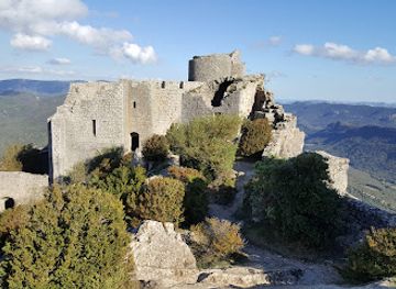 france/languedoc-roussillon/landmark/chateau-de-peyrepertuse