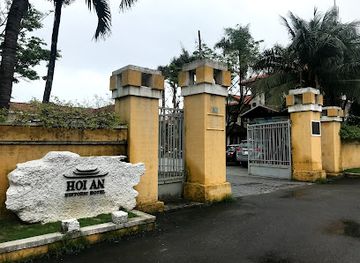 vietnam/hoi-an-ancient-town/landmark/dinh-tinh-truong-quang-nam-cu