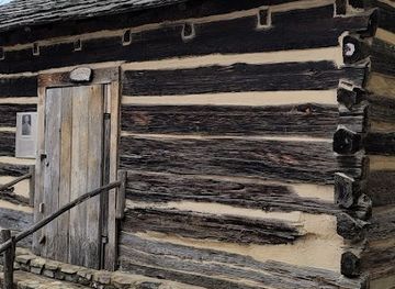 tennessee/gatlinburg/landmark/martha-jane-ogle-cabin