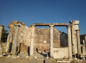 turkiye/ephesus/landmark/ancient-christian-church-of-virgin-mary