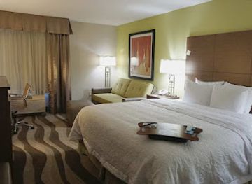 california/hayward/landmark/hampton-inn-oakland-hayward