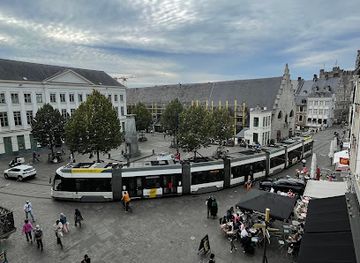 belgium/ghent/graslei-and-korenlei/landmark/calle-langemunt